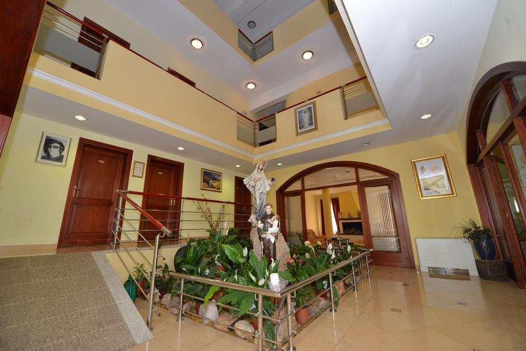 Međugorje Hotel Rosabel מראה חיצוני תמונה